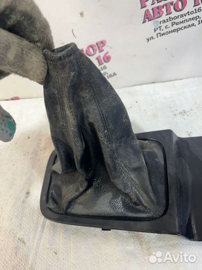 Чехол кулисы кпп Kia Spectra 2002-2011