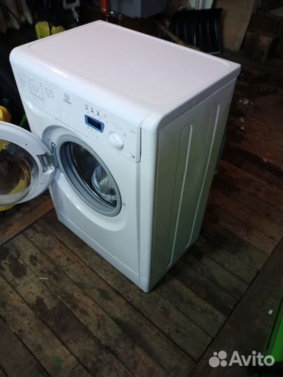 Стиральная машина indesit 5кг