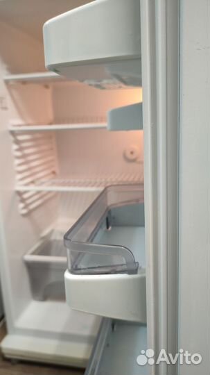 Холодильник рабочий