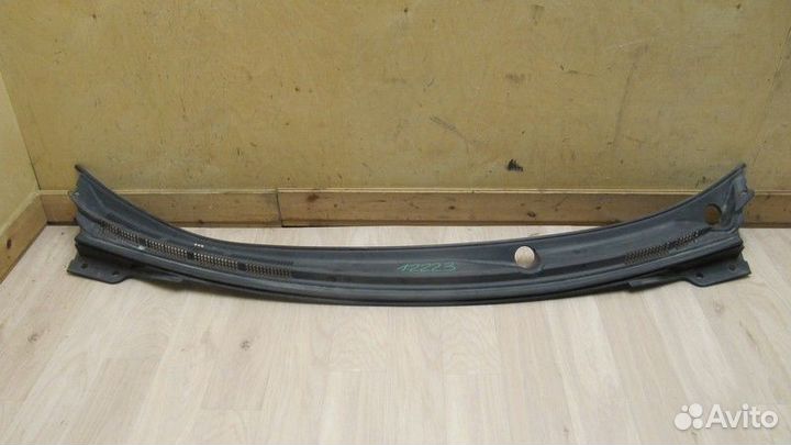 Решётка стеклоочистителя (Жабо) Mitsubishi Lancer