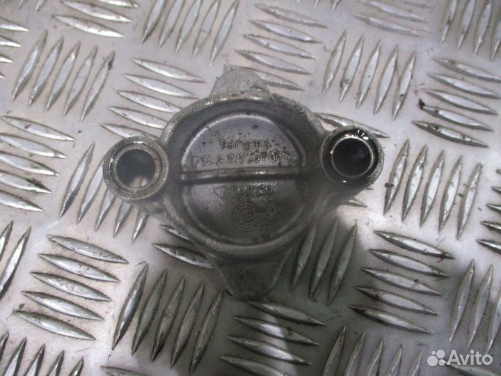 Крышка блока цилиндров Mercedes-Benz A4712340433