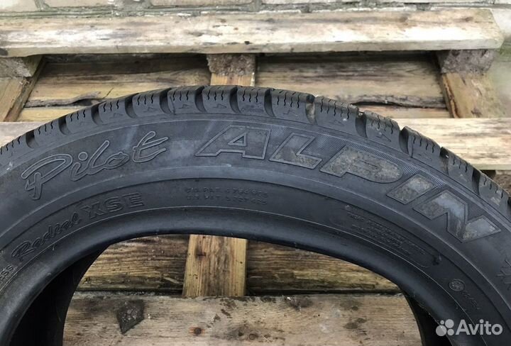 Michelin Pilot Alpin 215/55 R16 93H