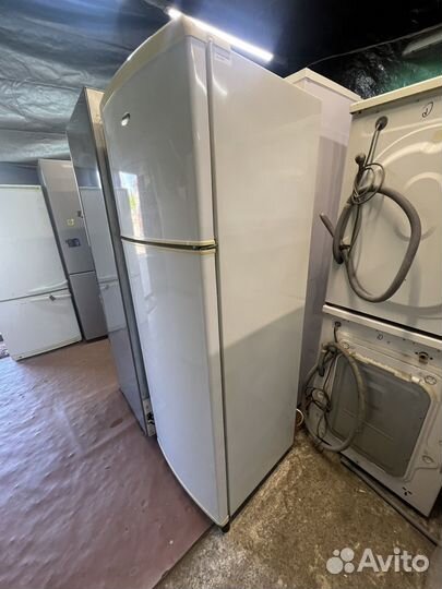 Холодильник бу Whirlpool no frost