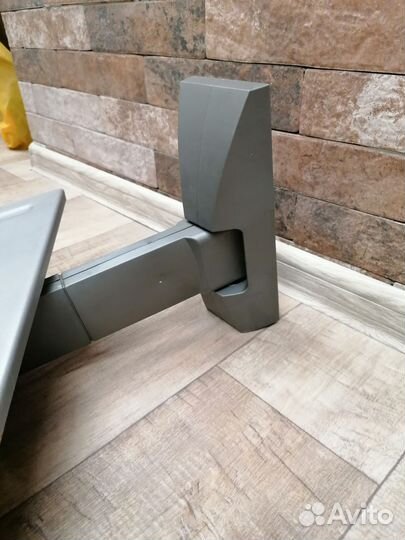 Кронштейн для телевизора поворотный