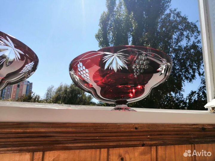 Чешская хрустальная фруктовница и вазы сталинский