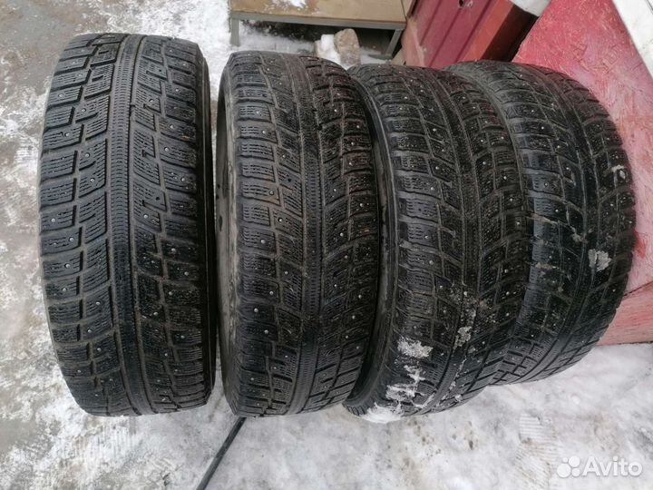 Kumho I'Zen Ice Power KW21 235/65 R17