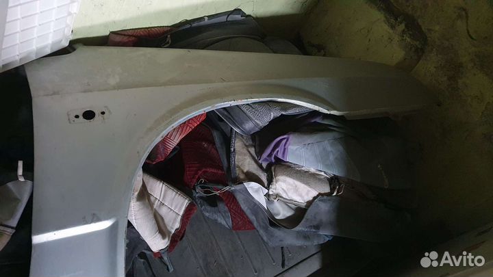 Крыло 2109переднее