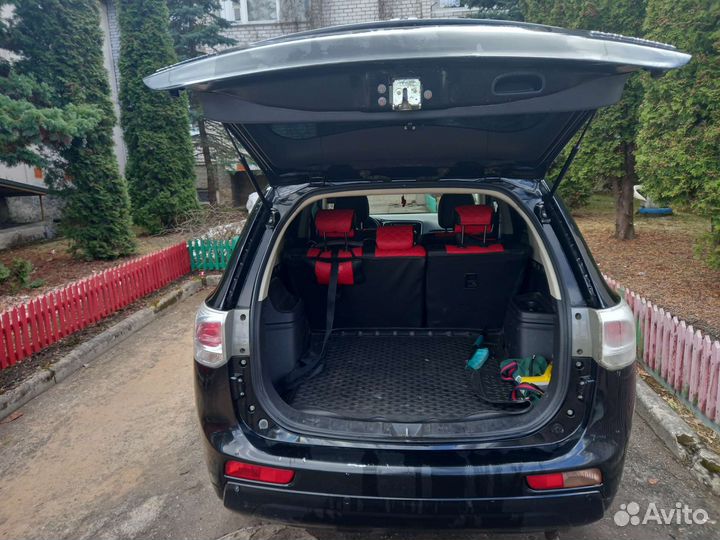 Mitsubishi Outlander 2.0 CVT, 2014, 205 500 км
