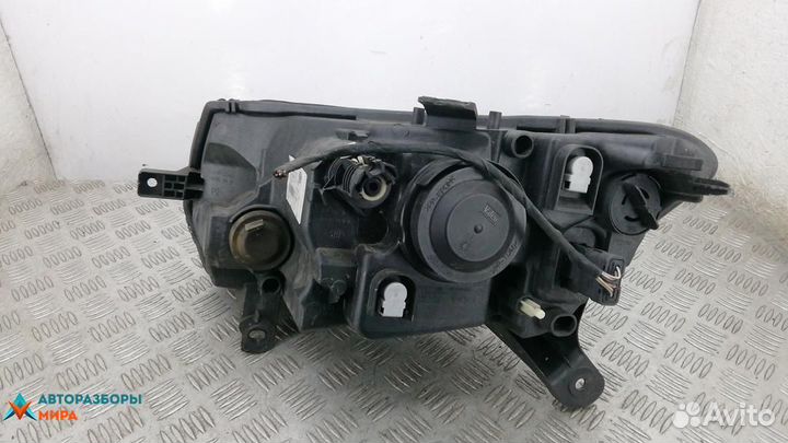 Фара правая Dacia Sandero 2 2013 260604218R