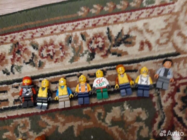 Lego фигурки