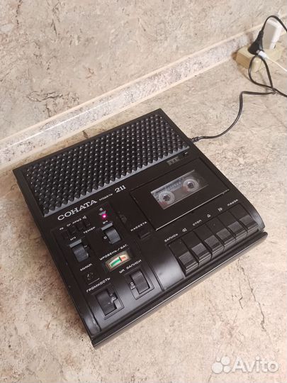 Кассетный магнитофон Соната 211