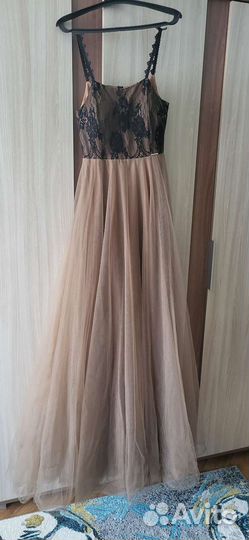 Вечернее платье