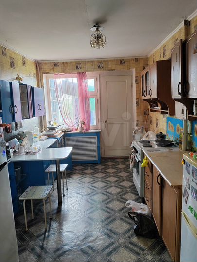 Комната 12 м² в 6-к., 4/5 эт.