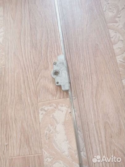 Запор на дверь балкона