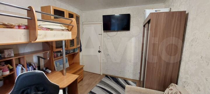 Комната 13 м² в 3-к., 1/10 эт.