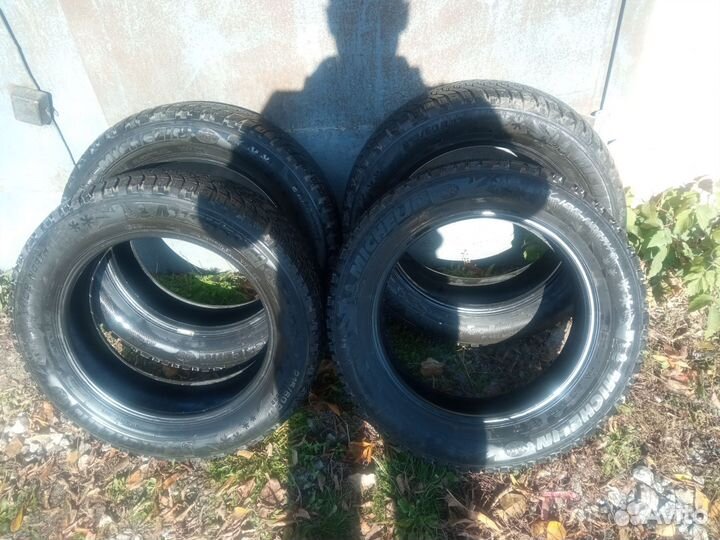 Michelin X-Ice North 3 215/60 R17