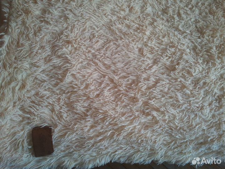 Текстиль:покрывало,шторы,скатерть