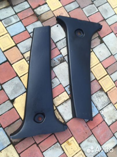 Toyota rav 4 2004 обшивка средней стойки нижняя