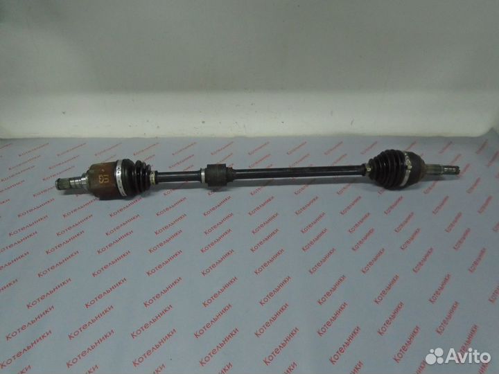 Nissan 39100-9U005 Вал приводной правый