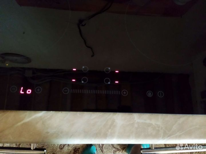 Индукционная плита 4 конфорки