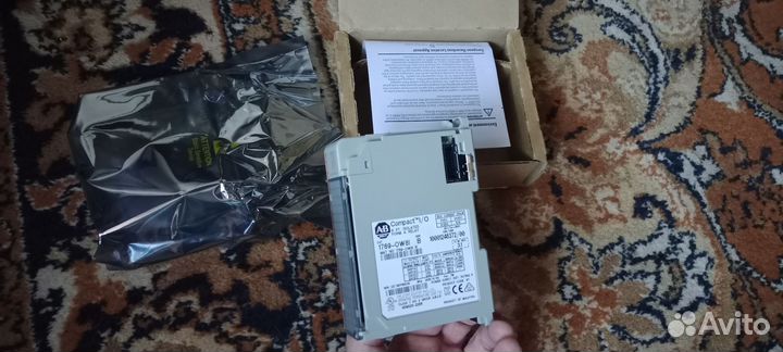 Релейный модуль 1769-OW8l Allen-bradley