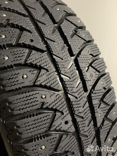 Bridgestone Ice Cruiser 7000S 235/65 R17 108T