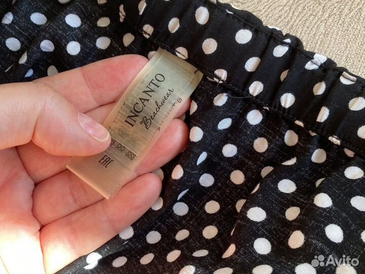 Комбинезон с открытыми плечами