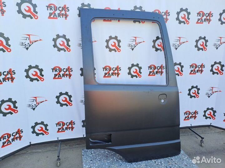 Дверь Mercedes W932 A9437201605