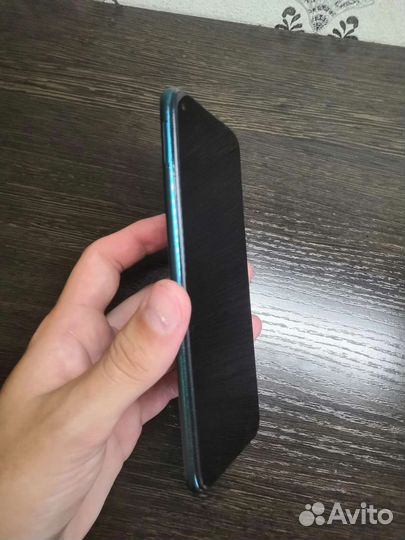 Телефон Huawei P40 Lite
