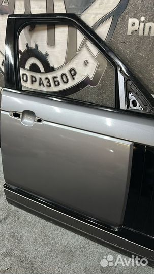 Дверь передняя правая Range Rover Vogue 4 L405
