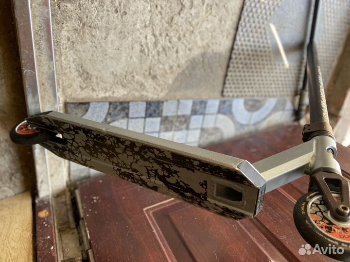 Трюковой самокат