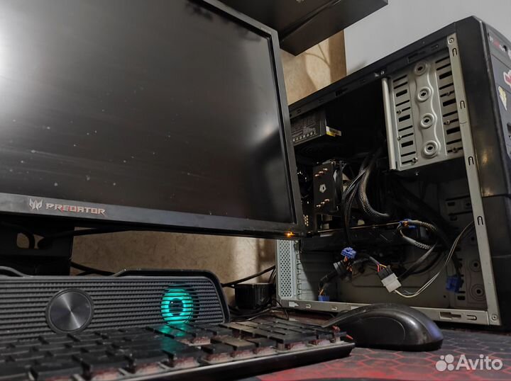 Компьютер в комплекте с монитором