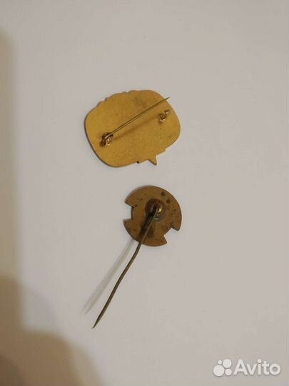 Знаки, значки