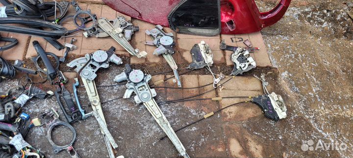 Стеклоподъемник mitsubishi lancer 10