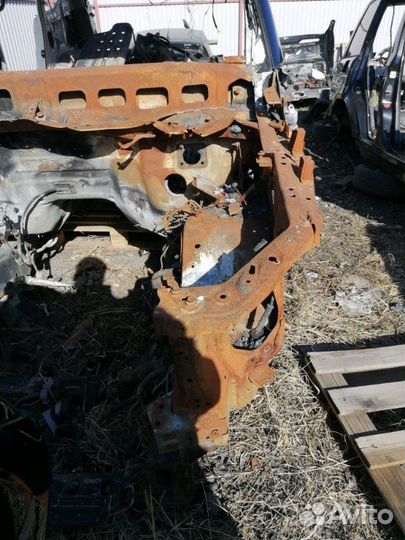 Лонжерон левый Nissan Patrol Y62 5.6 VK56VD 2013