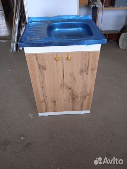 Раковина с тумбой