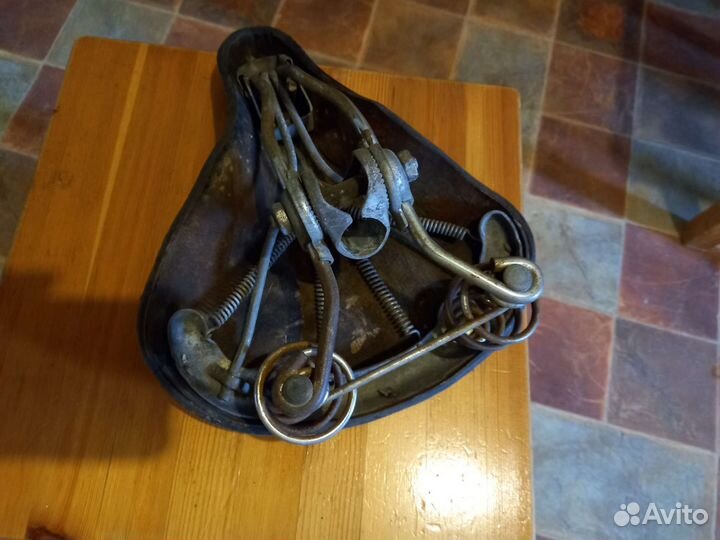 Седло СССР для велосипеда кожаное