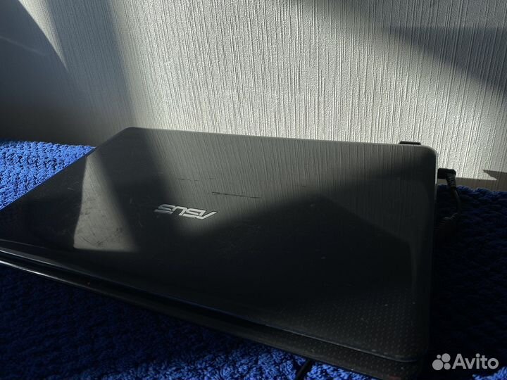Ноутбук asus