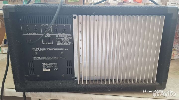 Yamaha EMX640. Активный микшерный пульт