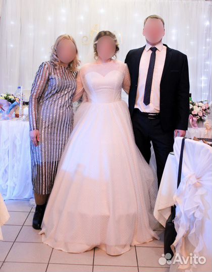 Свадебное платье