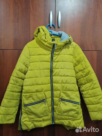 Куртка на девочку размер 140