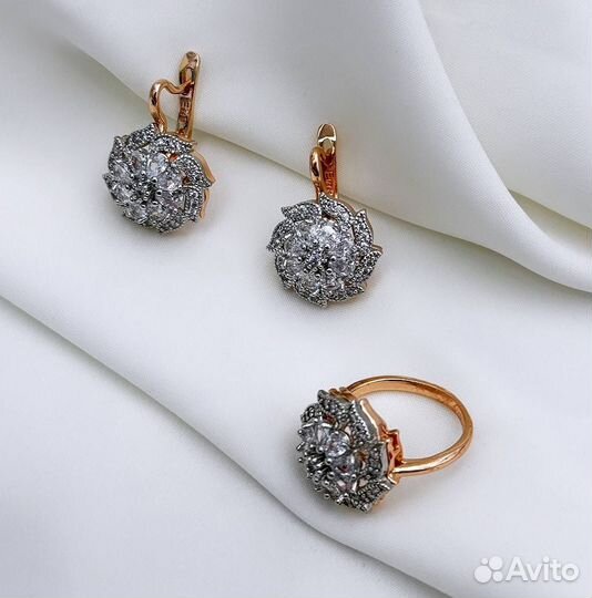 Шикарный комплект серьги и кольцо
