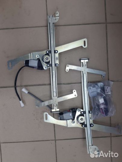 К-т ст.подъемн. передн. электр. 1118