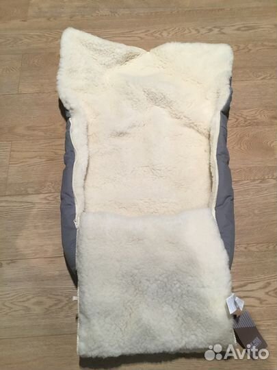 Зимний конверт новый на овчине для малыша Alwero
