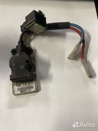 Резистор печки Mercedes w210