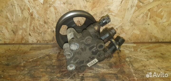 Насос гидроусилителя Toyota Camry XV30 1AZ