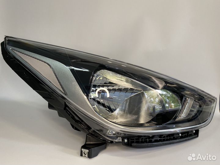 Фара правая Hyundai Solaris 17-20
