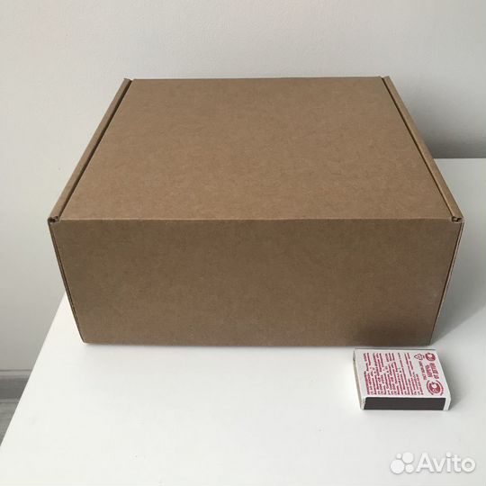 Картонные крафт коробки 20 на 20см