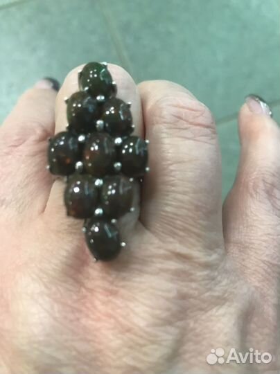 Серебряное кольцо с эфиопским опалом