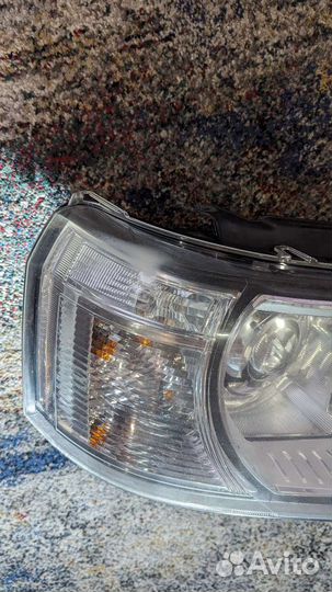 Фара правая ксенон на Land Rover Freelander 2